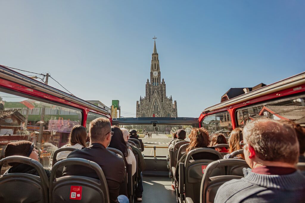 Bustour tem vantagens e descontos exclusivos para seus passageiros.